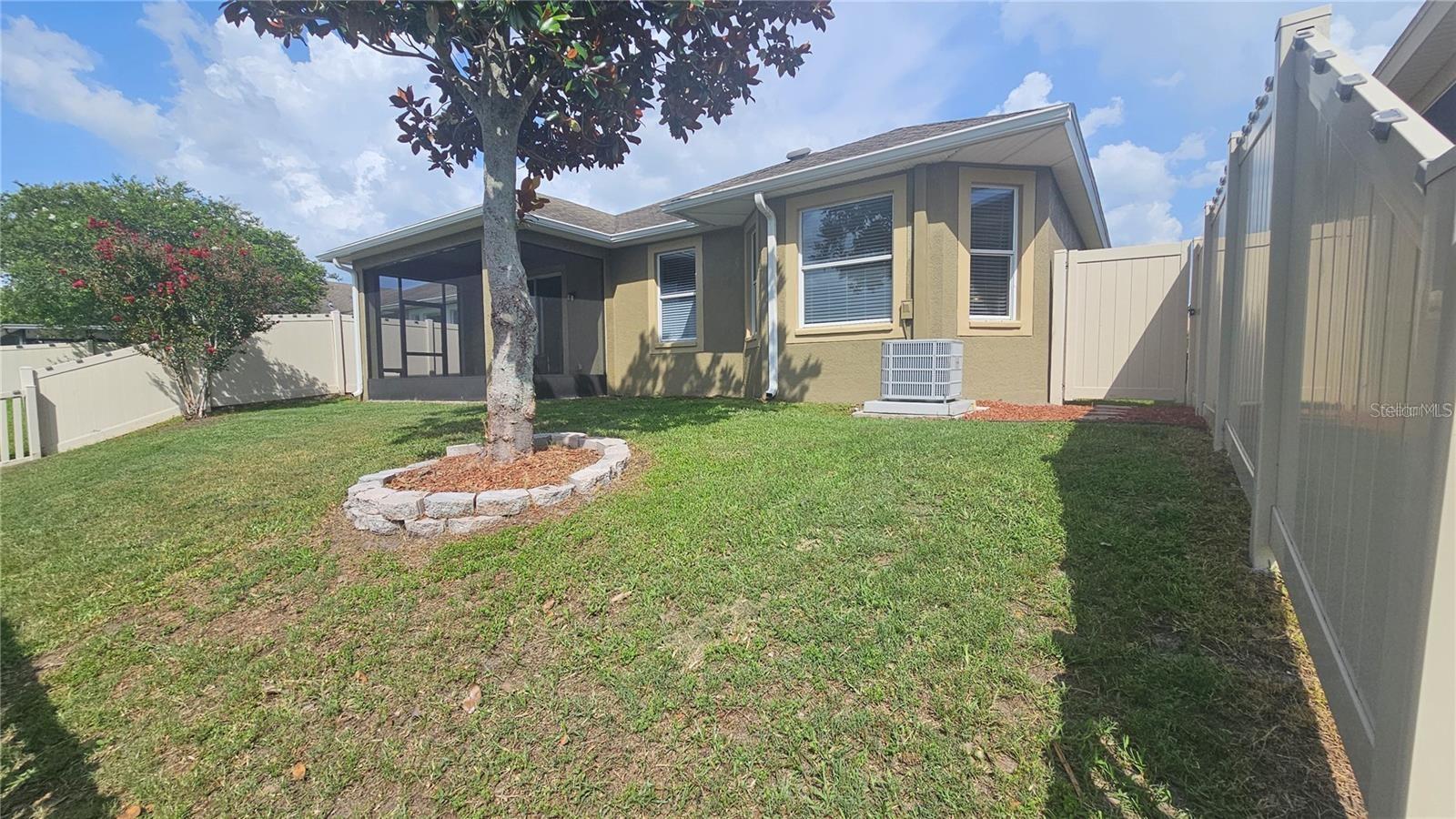 Image 34 of 49 For 2528 Ladoga Drive