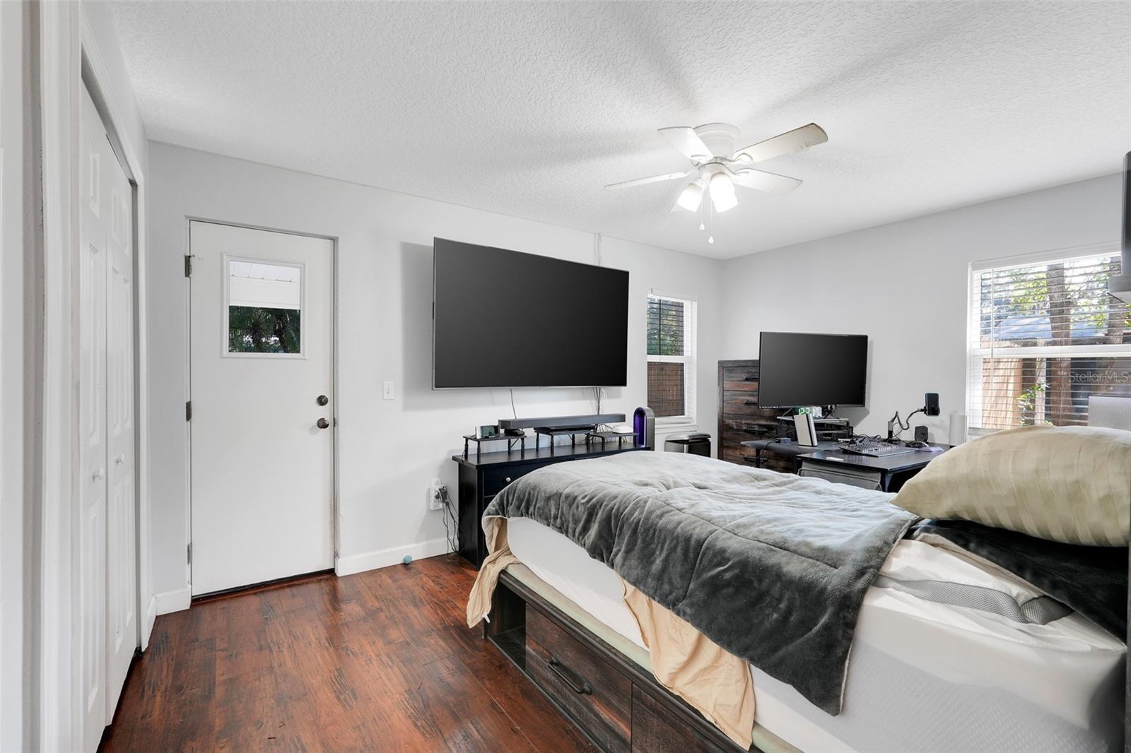 Image 27 of 47 For 600 Chelsea Road