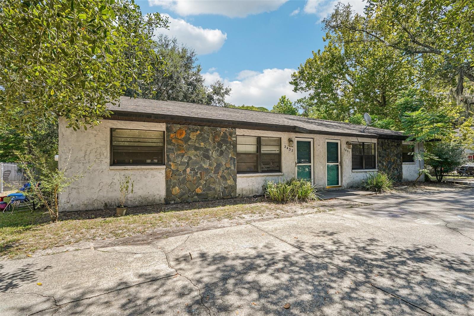 Image 2 of 14 For 2435 4th Terrace