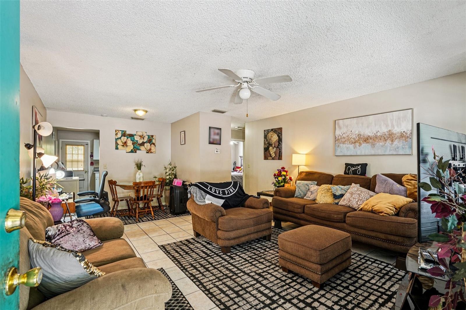Image 4 of 14 For 2435 4th Terrace