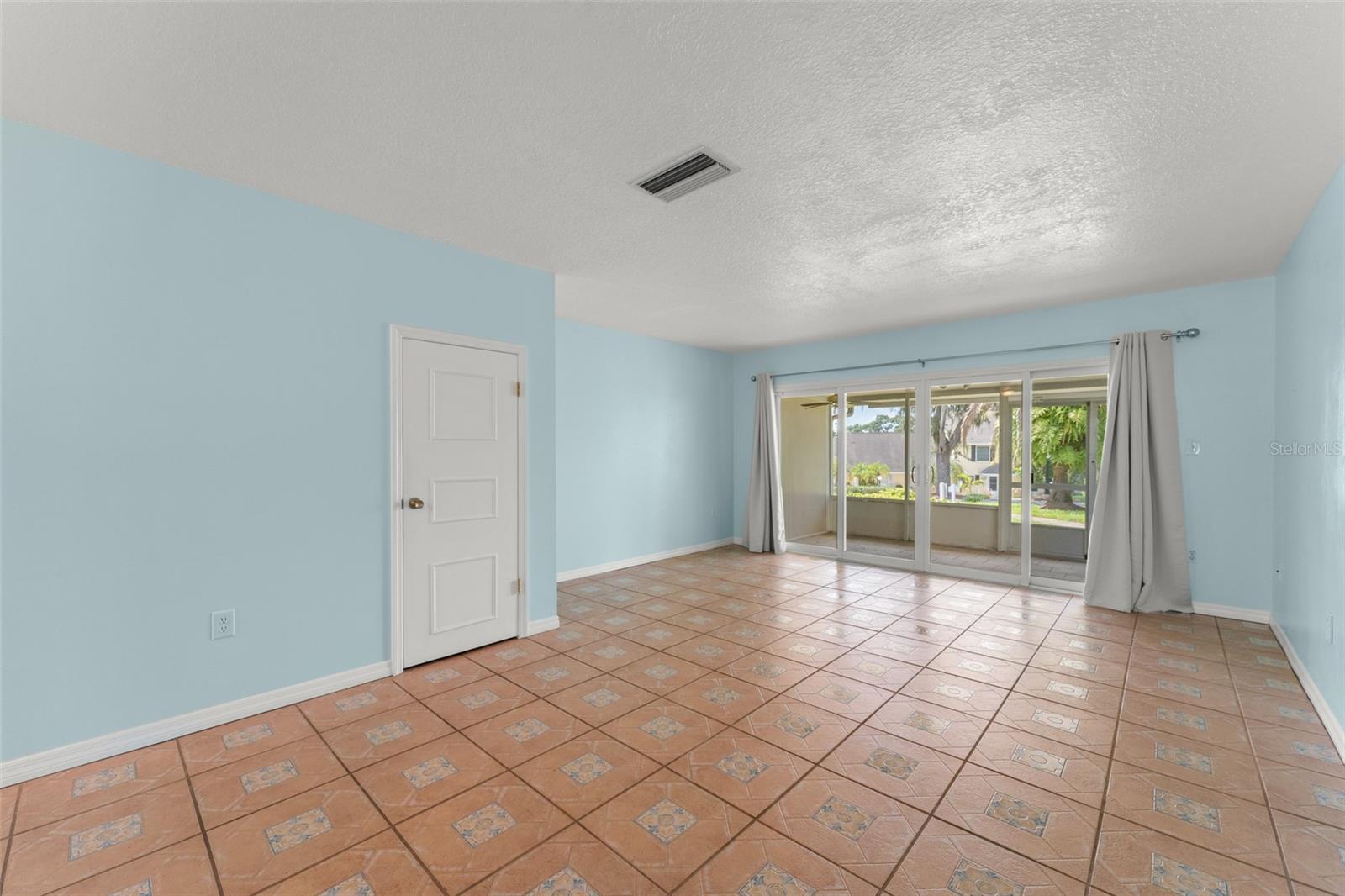Image 11 of 33 For 1220 Villa Lane 135