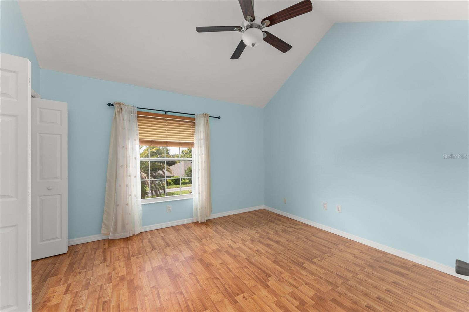Image 16 of 33 For 1220 Villa Lane 135