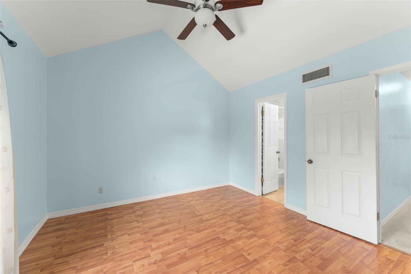 Image 17 of 33 For 1220 Villa Lane 135