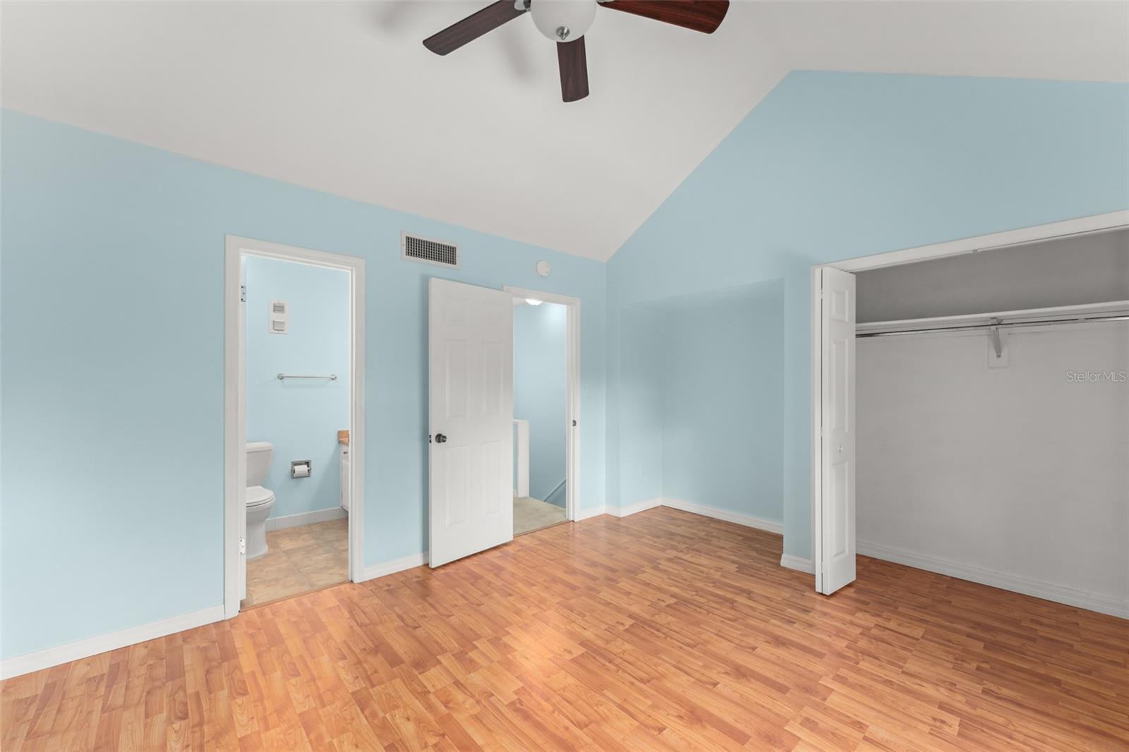 Image 18 of 33 For 1220 Villa Lane 135