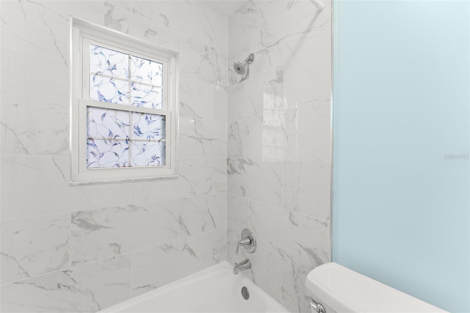 Image 20 of 33 For 1220 Villa Lane 135