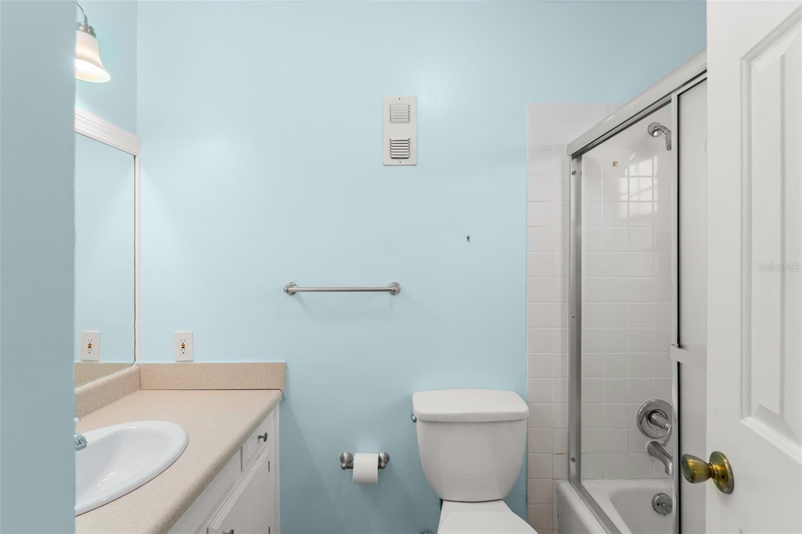 Image 24 of 33 For 1220 Villa Lane 135
