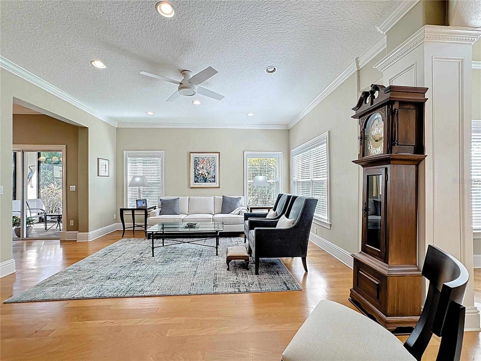 Image 10 of 60 For 6919 Brescia Way