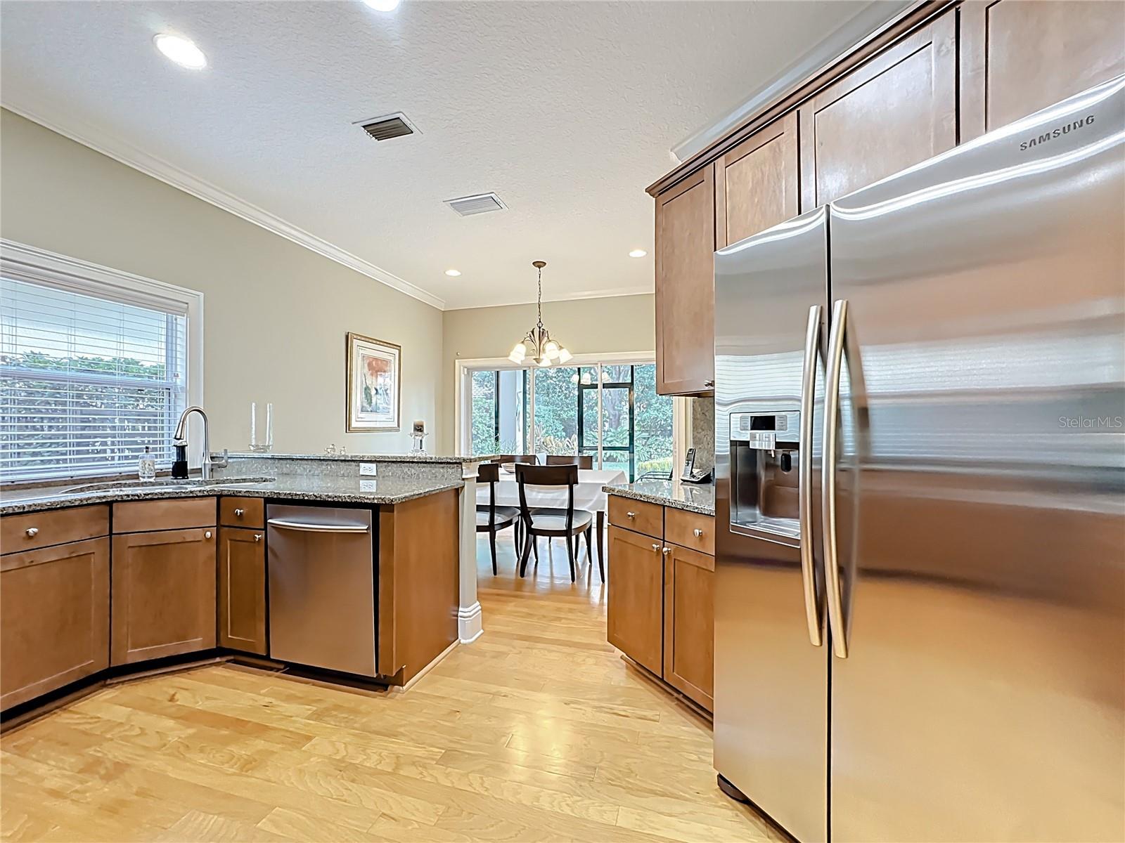 Image 20 of 60 For 6919 Brescia Way