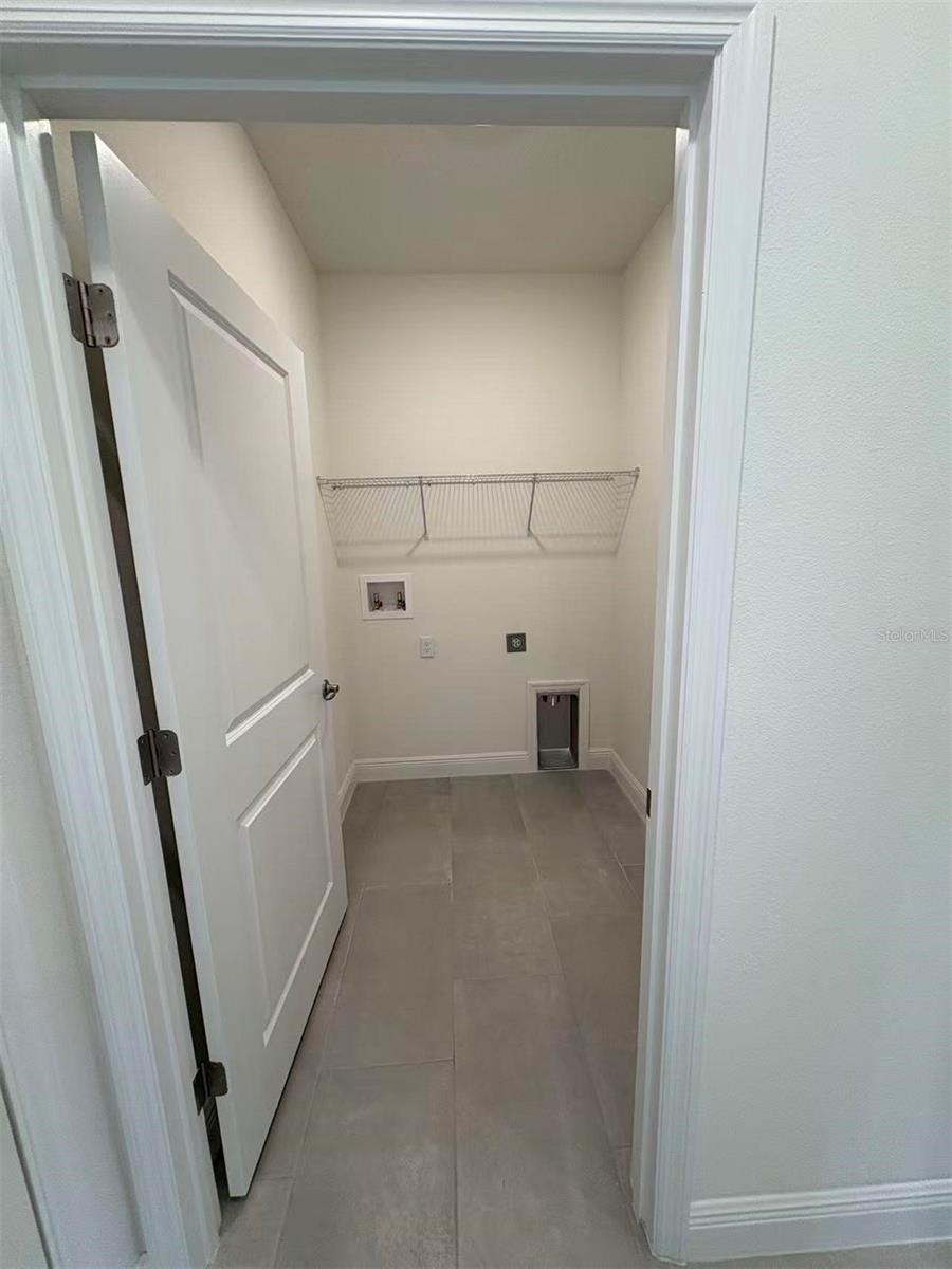 Image 18 of 34 For 2033 10th Avenue