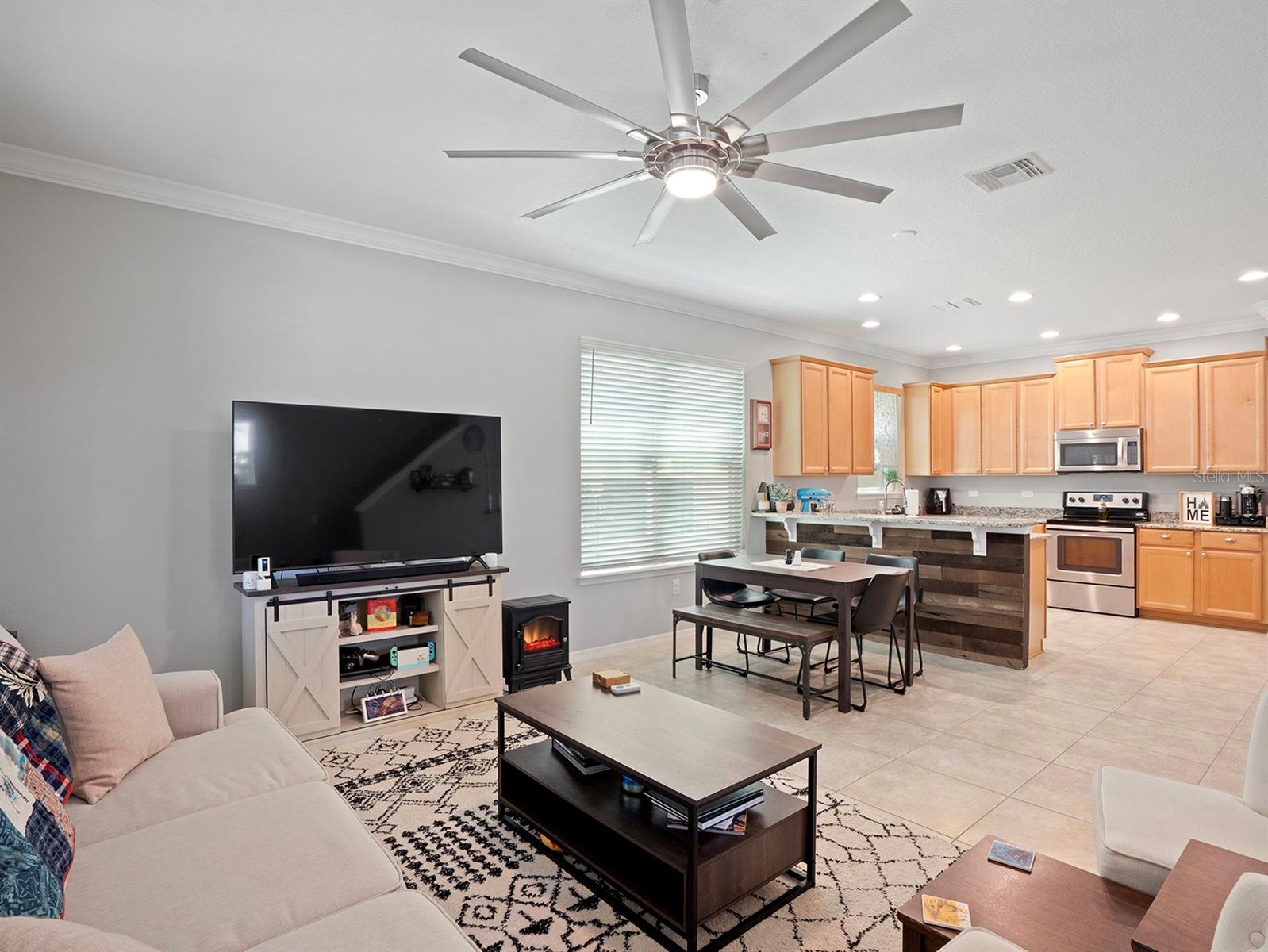 Image 4 of 30 For 10600 Reams Road