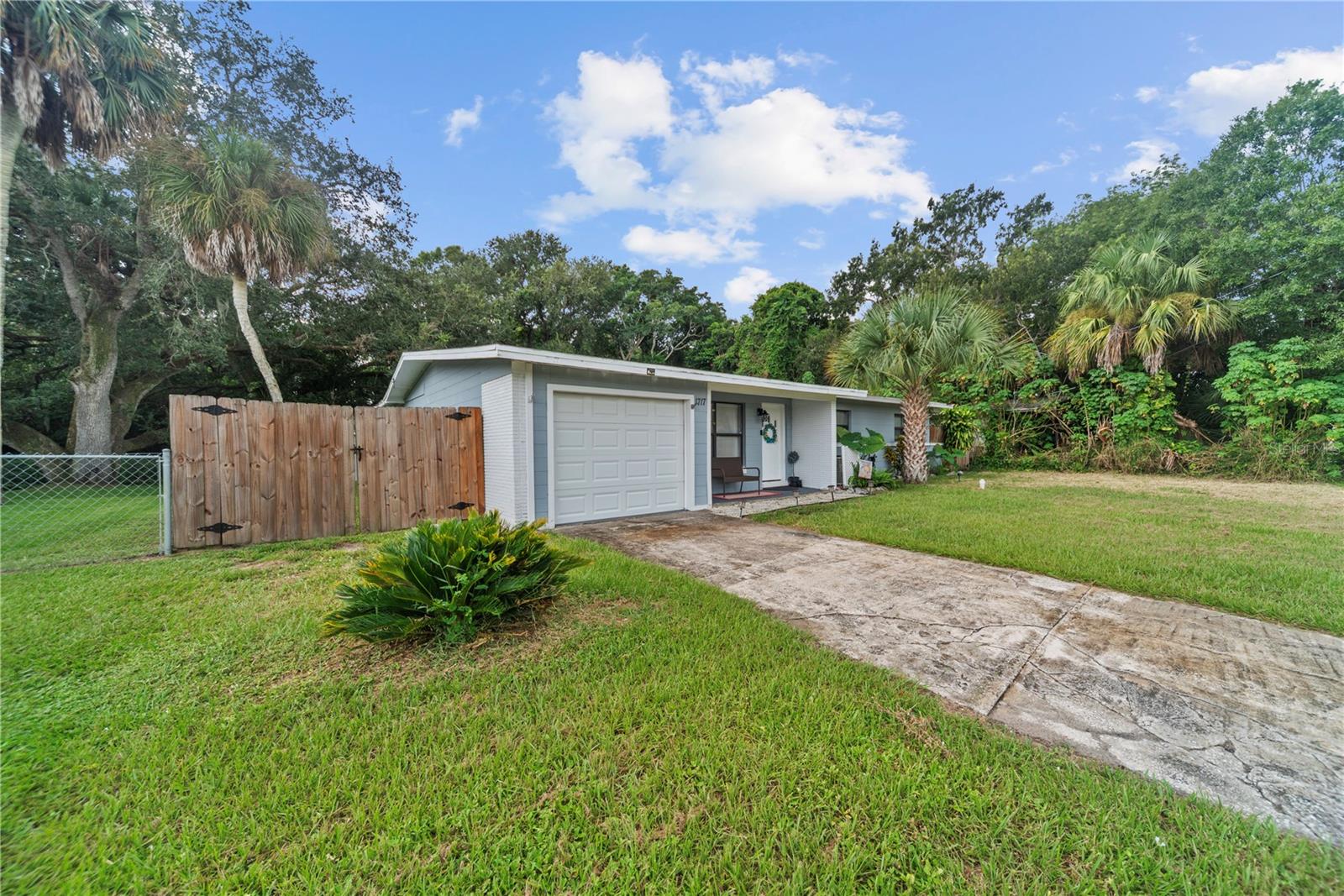Image 4 of 35 For 1717 White Street