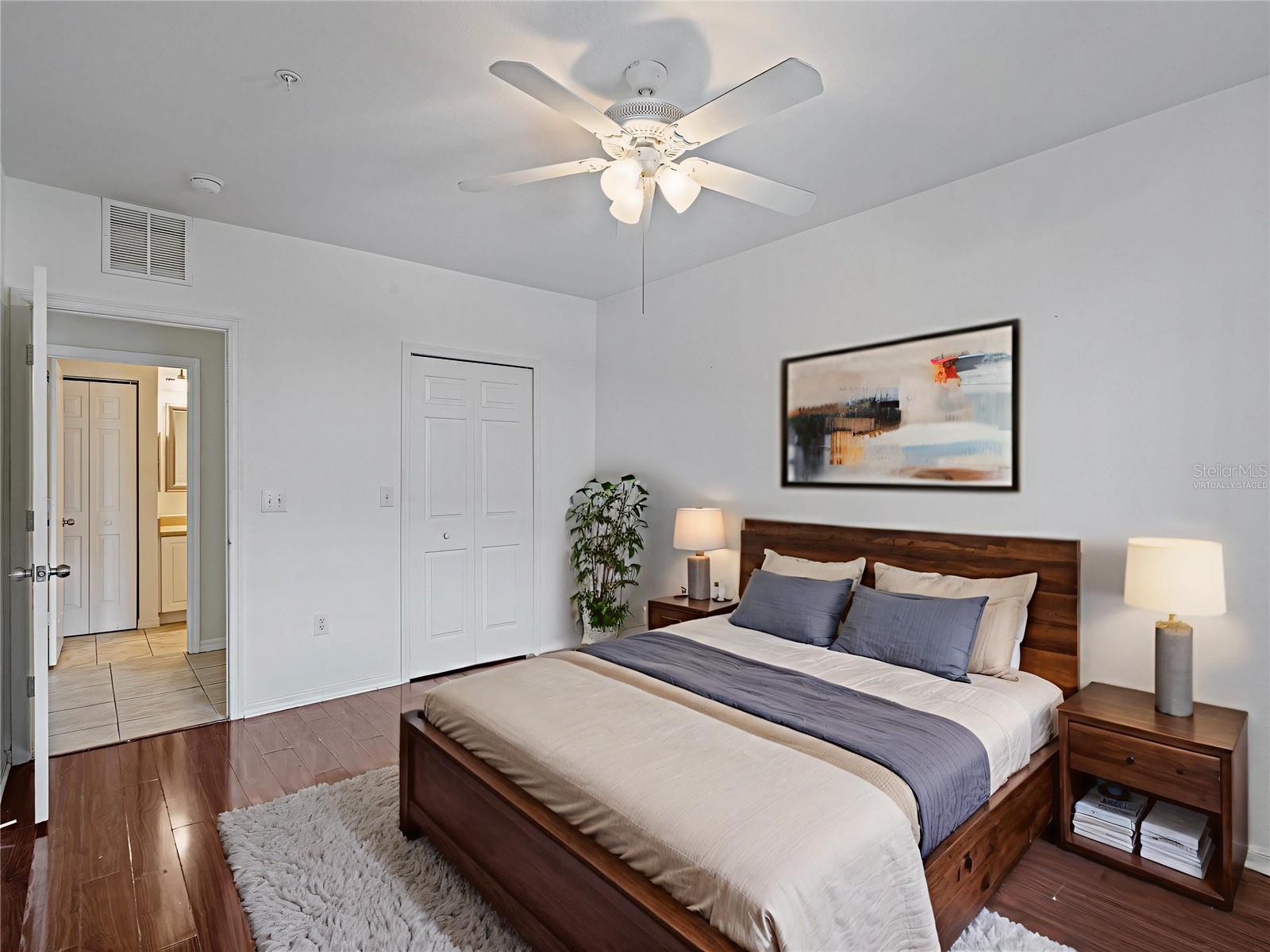 Image 20 of 40 For 5550 Michigan Street 3314