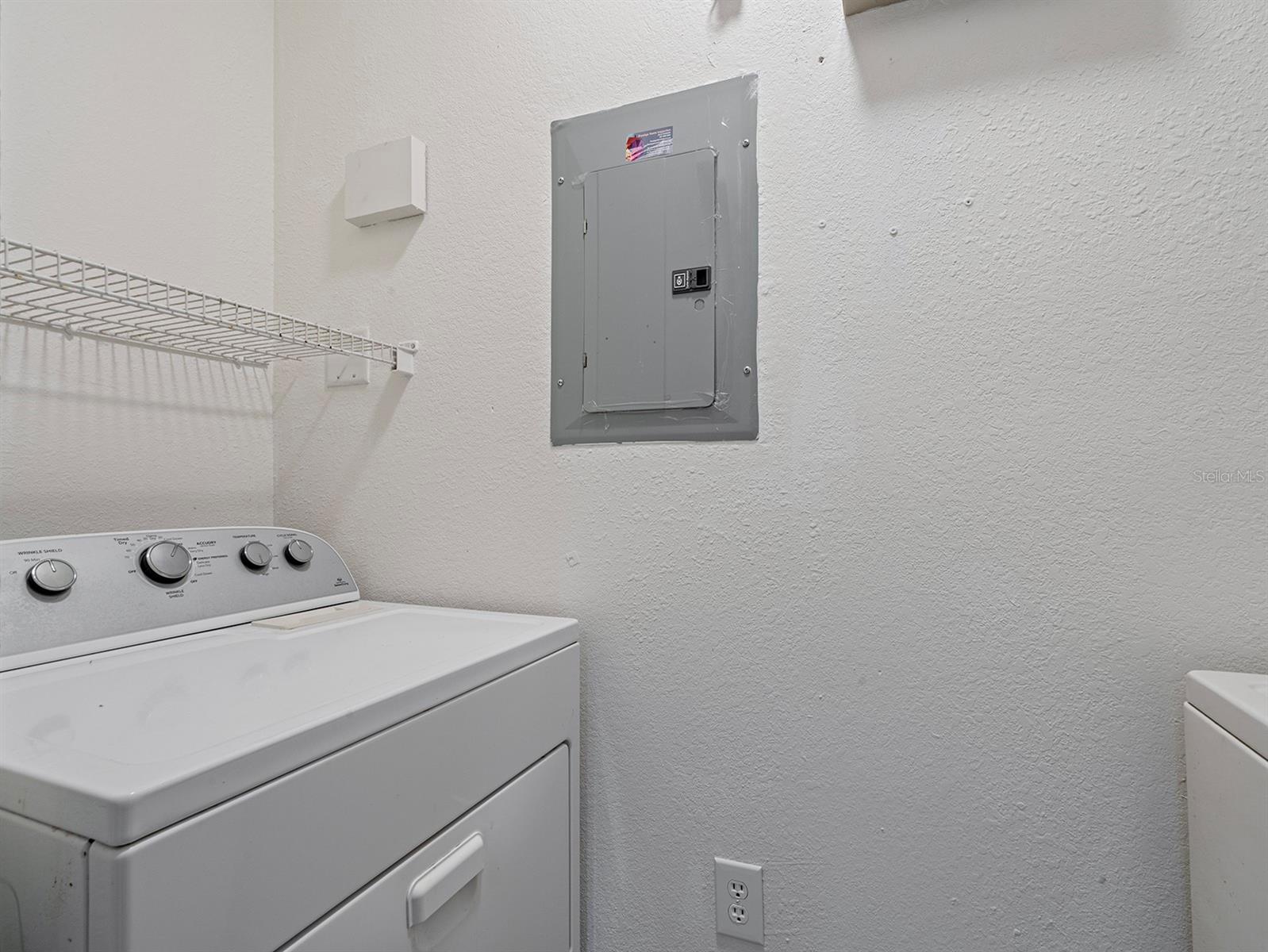 Image 7 of 40 For 5550 Michigan Street 3314