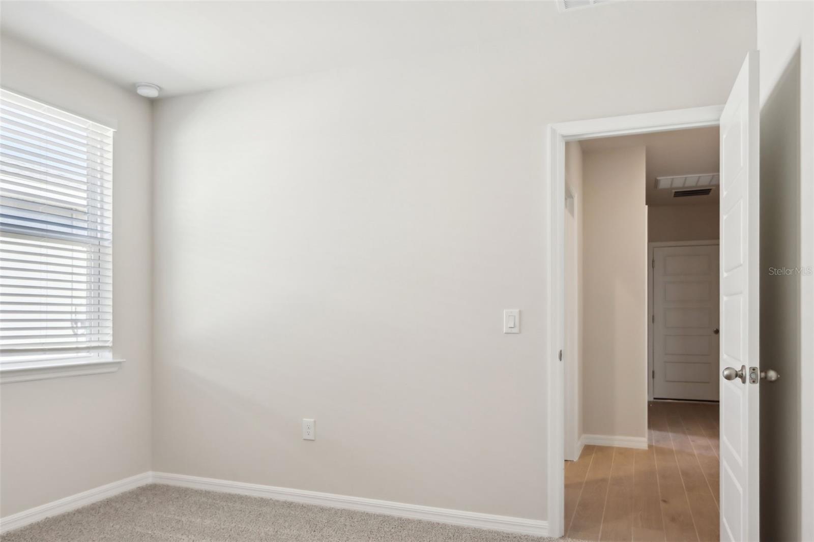 Image 11 of 29 For 44457 Diamond Trail