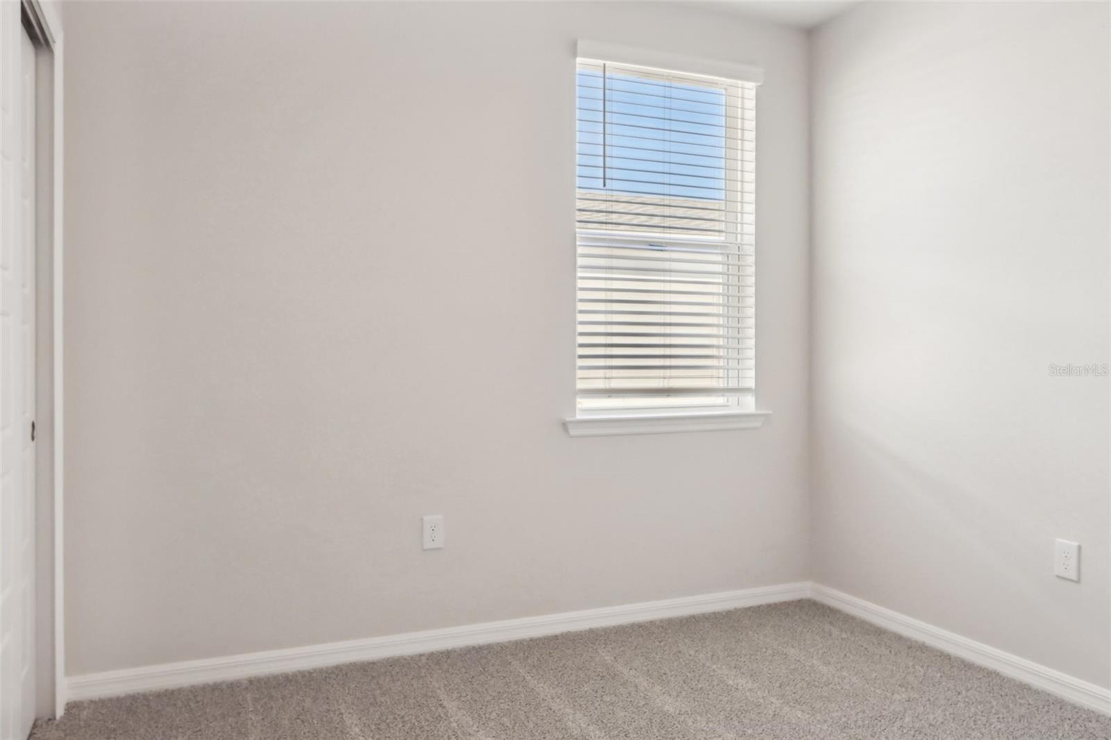 Image 16 of 29 For 44457 Diamond Trail