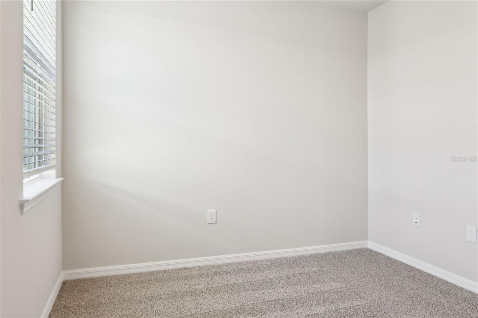 Image 17 of 29 For 44457 Diamond Trail