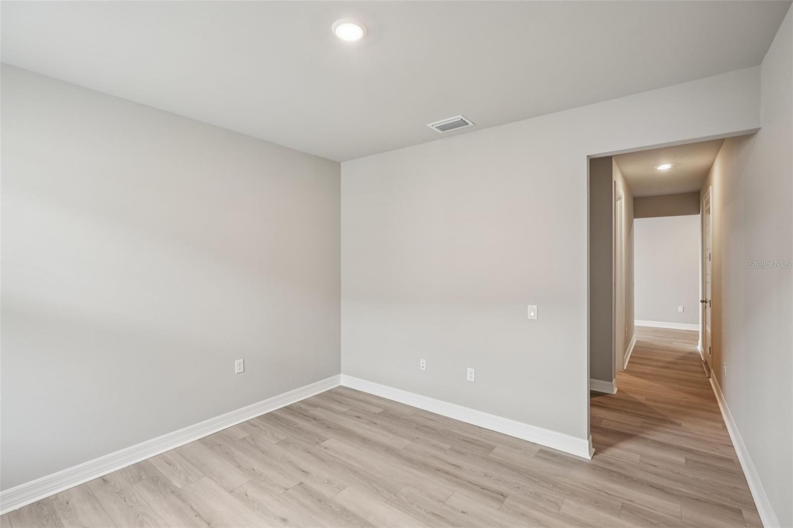 Image 15 of 44 For 16439 Seven Lakes Avenue