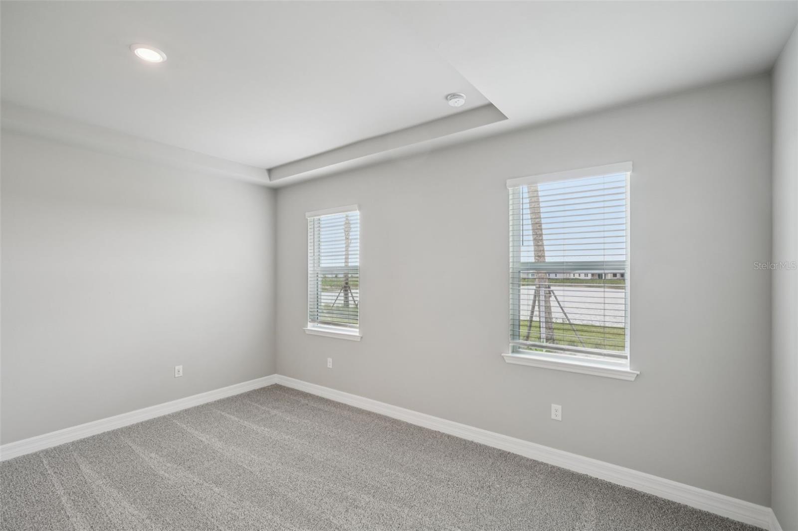 Image 24 of 44 For 16439 Seven Lakes Avenue