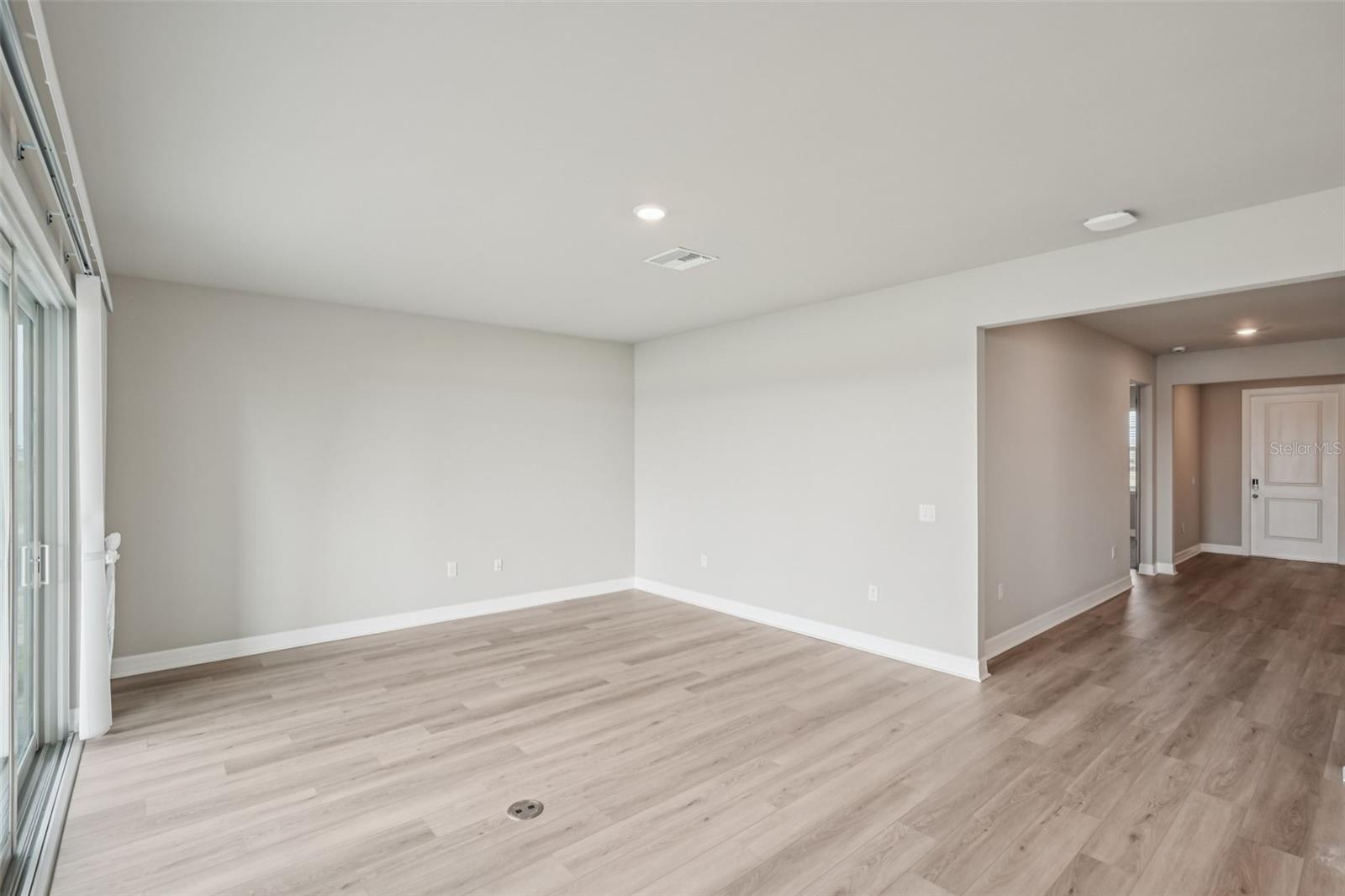 Image 8 of 44 For 16439 Seven Lakes Avenue