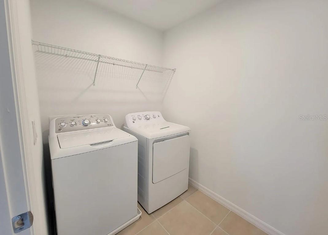 Image 2 of 25 For 216 Aquamarine Lane