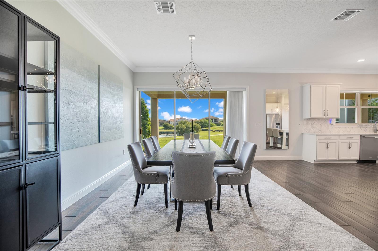 Image 15 of 63 For 13249 Woodford Street