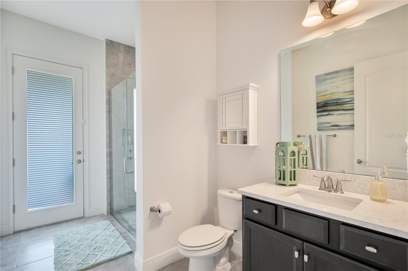 Image 16 of 63 For 13249 Woodford Street