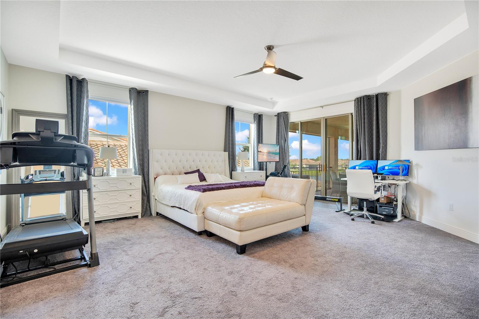 Image 18 of 63 For 13249 Woodford Street