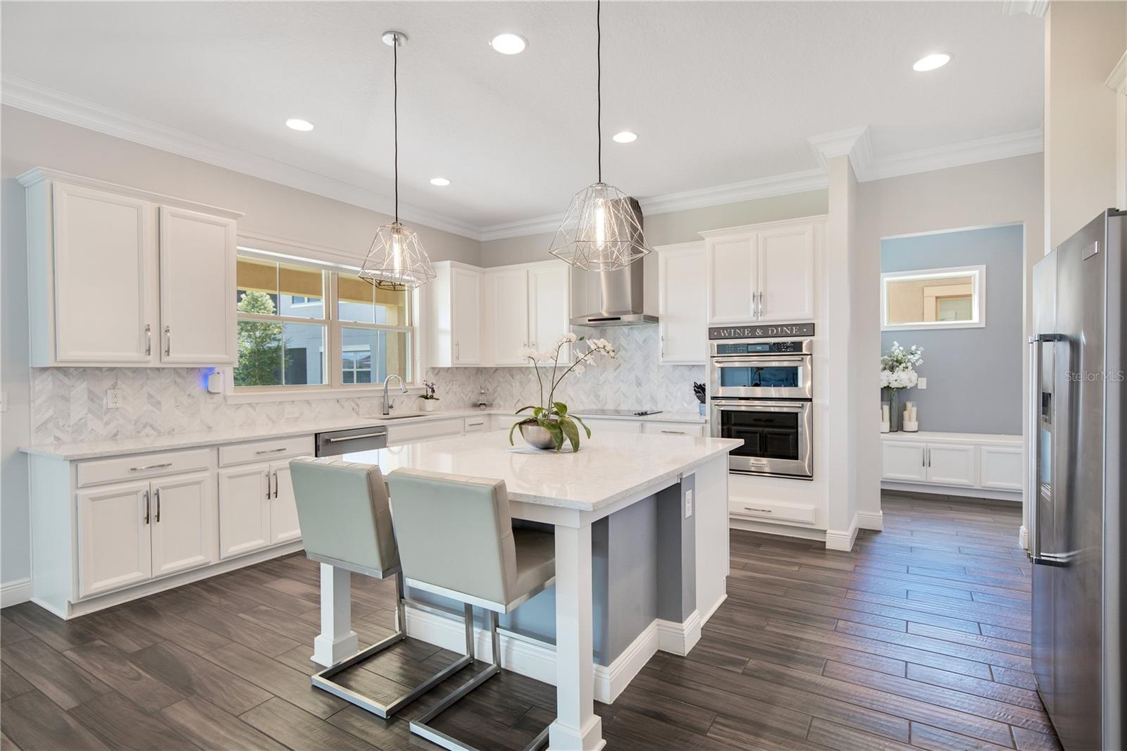 Image 4 of 63 For 13249 Woodford Street