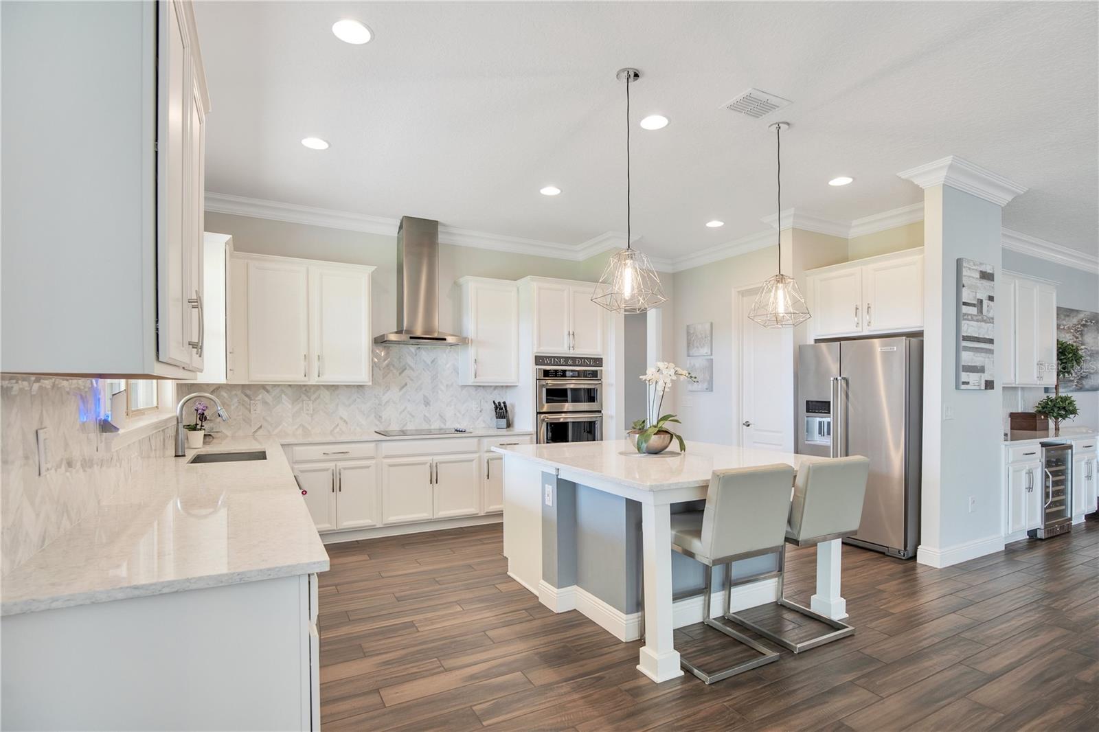 Image 7 of 63 For 13249 Woodford Street