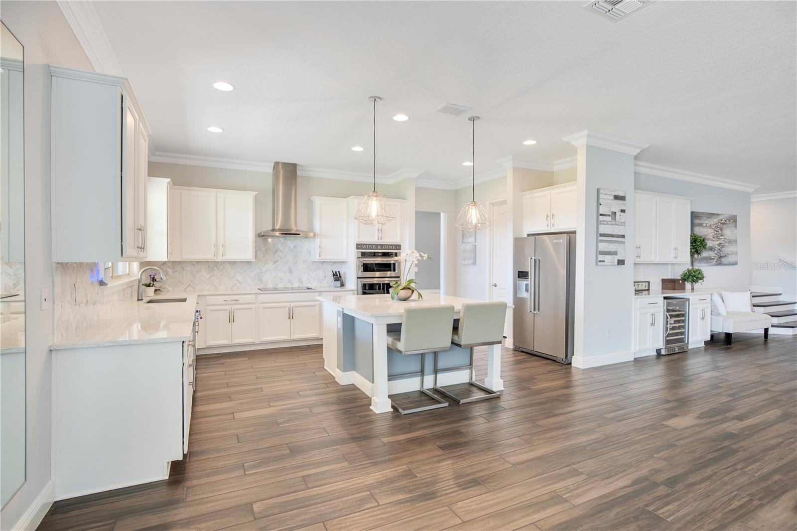 Image 9 of 63 For 13249 Woodford Street