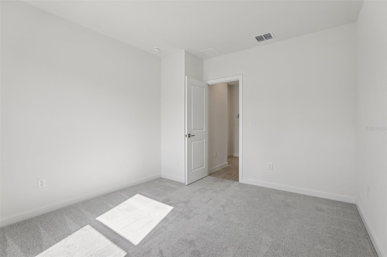 Image 18 of 34 For 6478 Horseshoe Lane Way