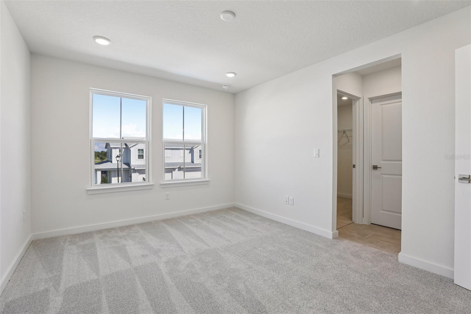 Image 21 of 34 For 6478 Horseshoe Lane Way