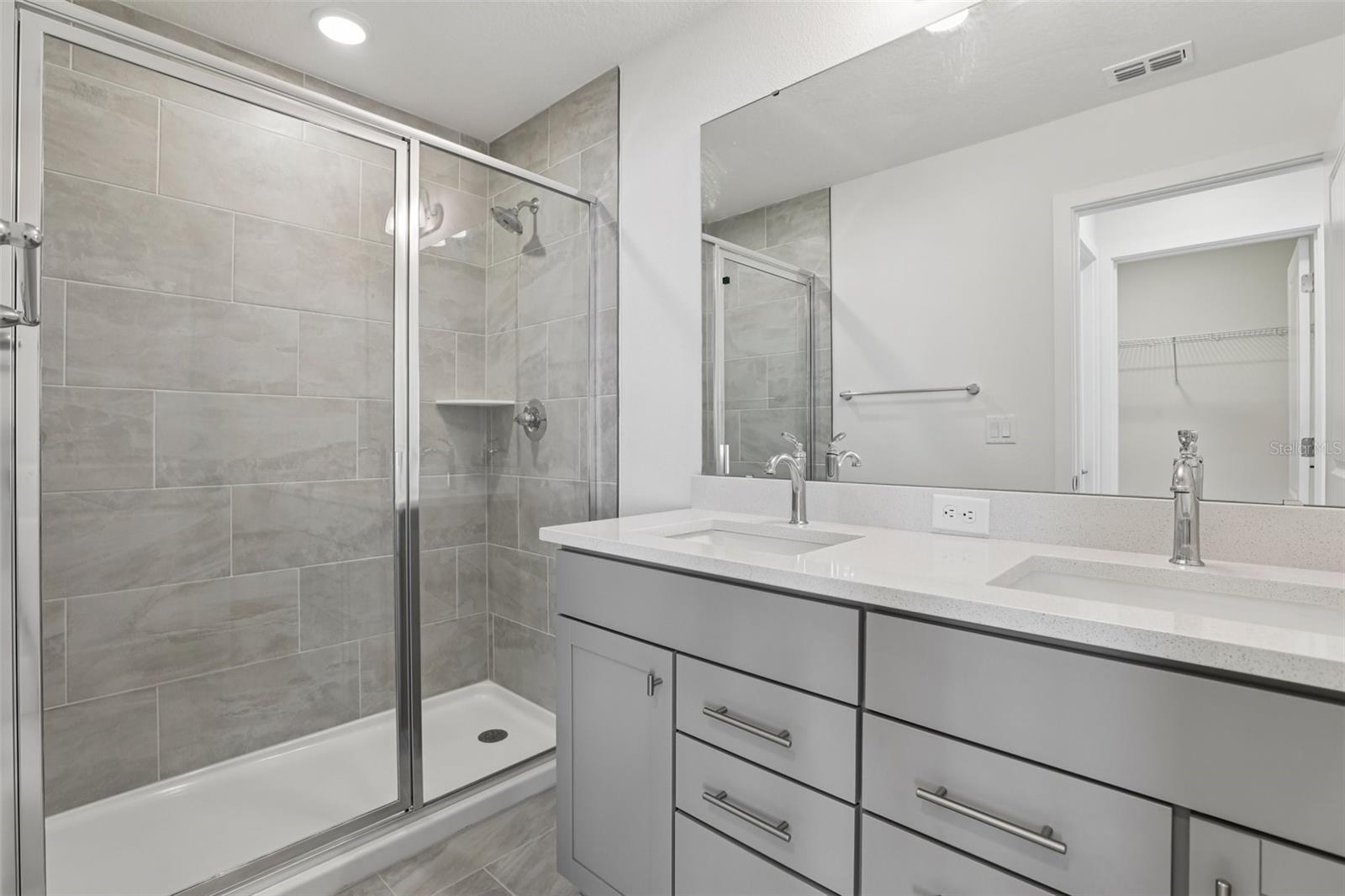 Image 23 of 34 For 6478 Horseshoe Lane Way