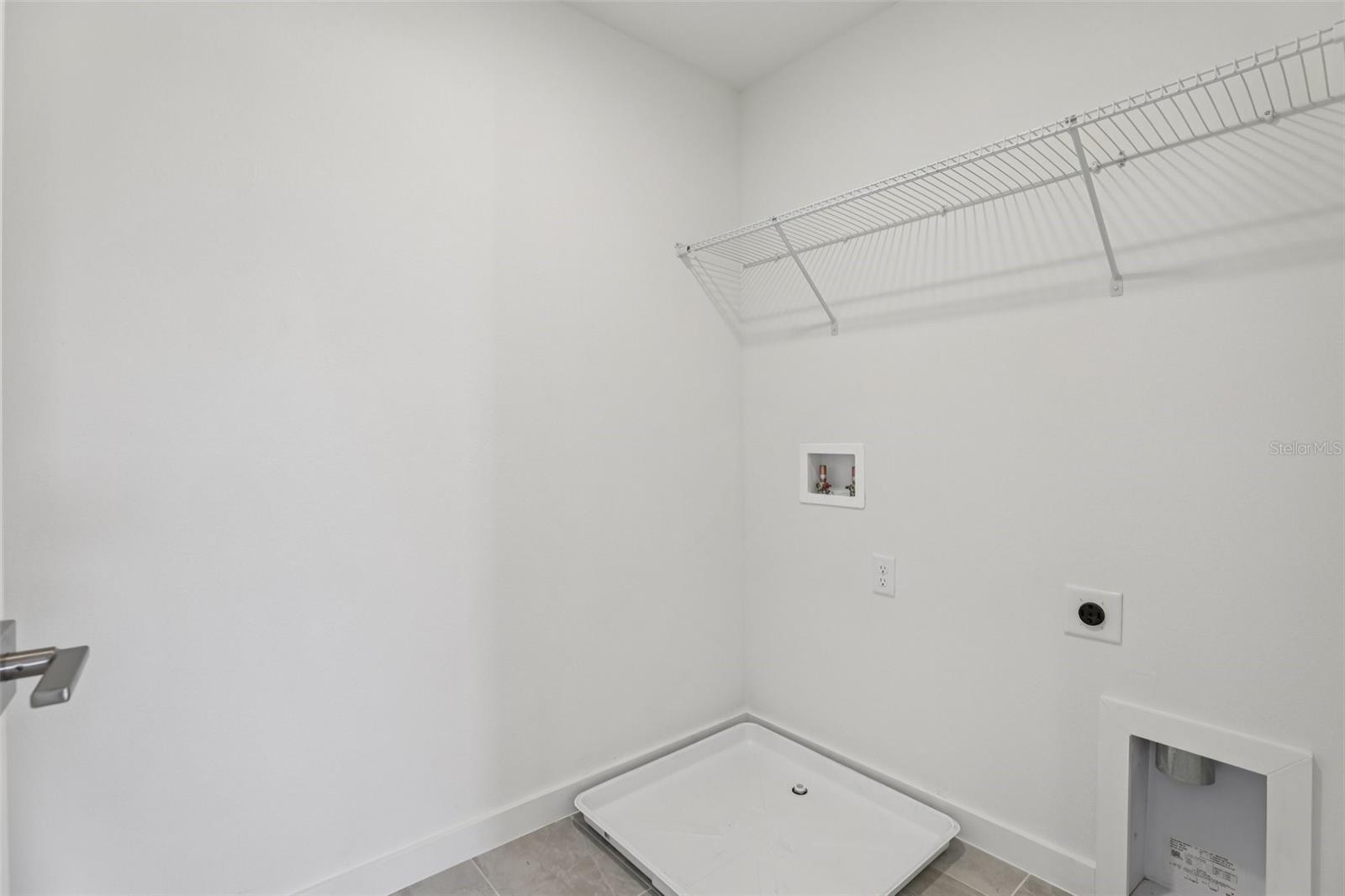 Image 25 of 34 For 6478 Horseshoe Lane Way