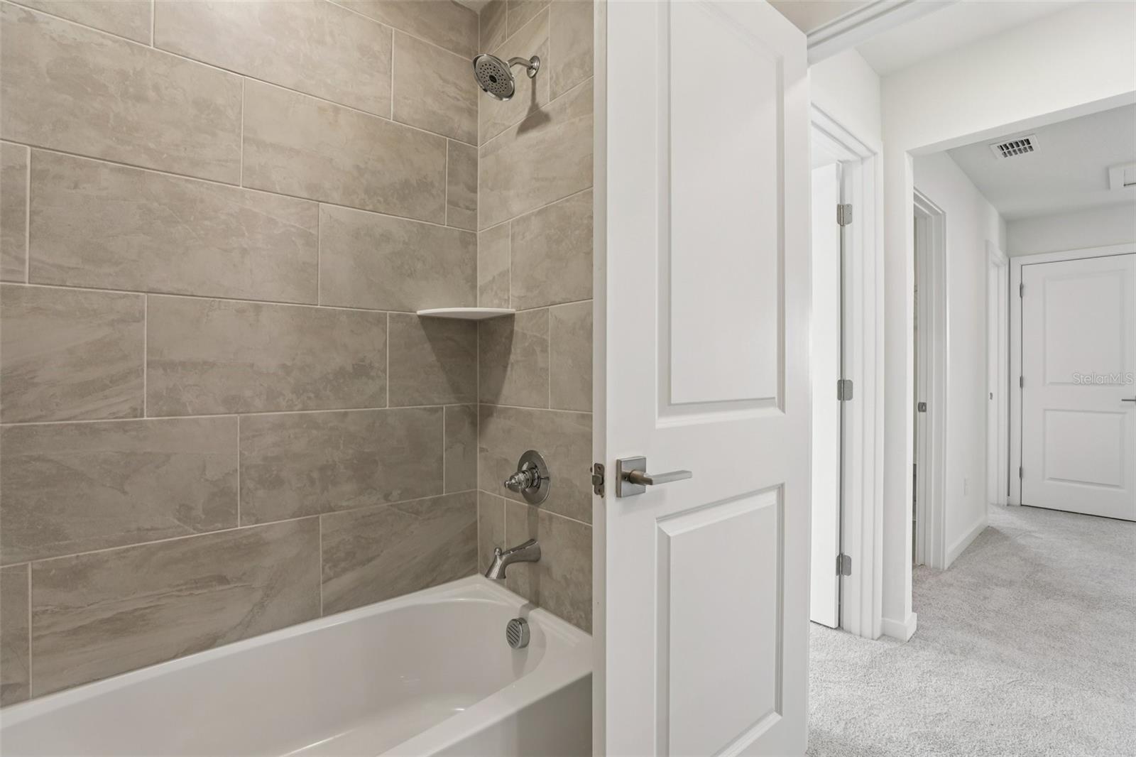 Image 29 of 34 For 6478 Horseshoe Lane Way