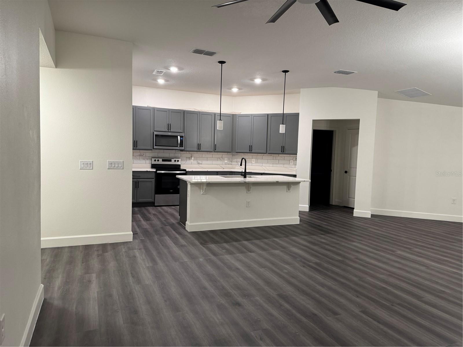 Image 27 of 49 For 1371 Pompay Drive