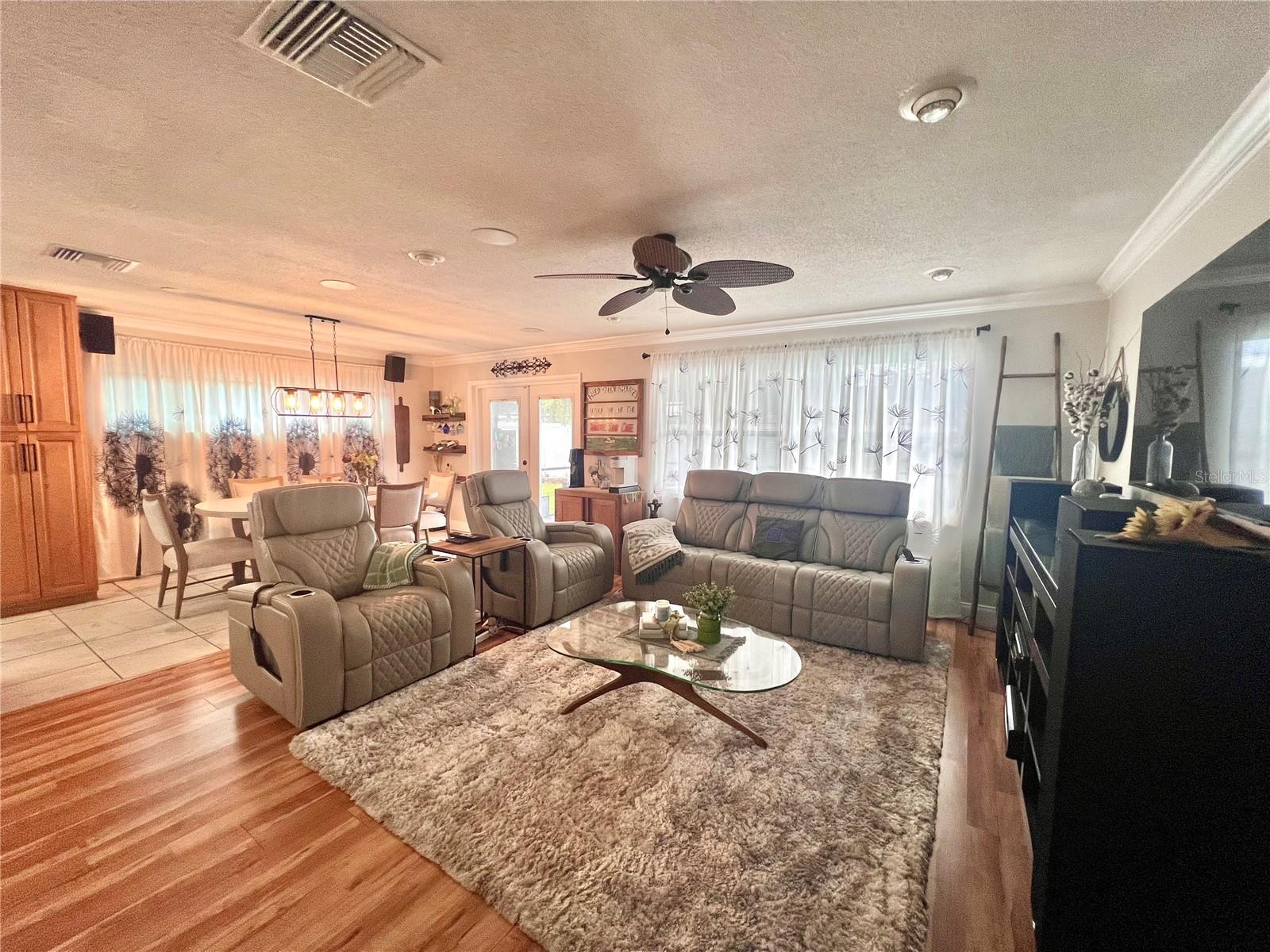 Image 2 of 26 For 1103 Coronado Drive