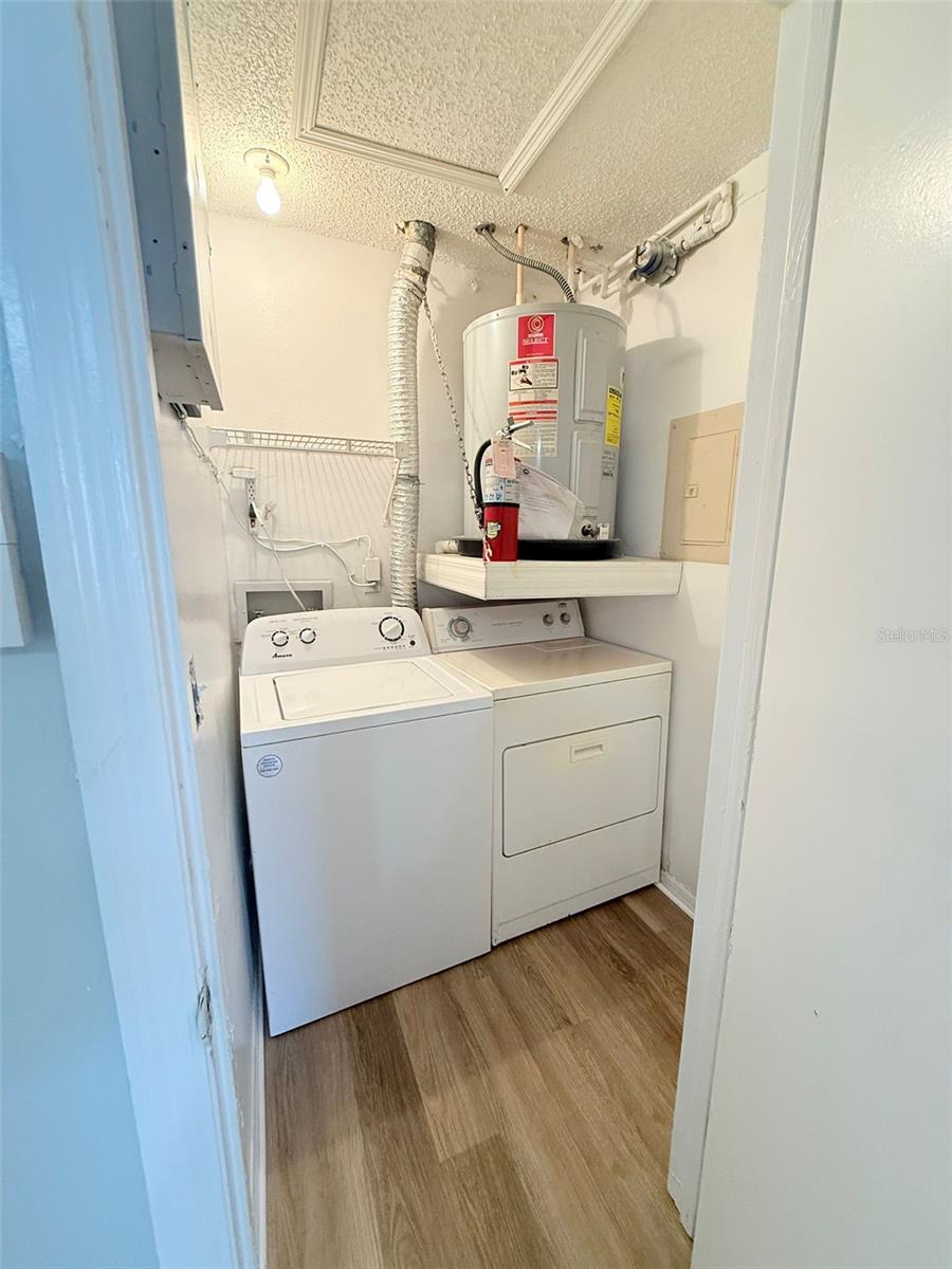 Image 14 of 22 For 401 Fountainhead Circle 249