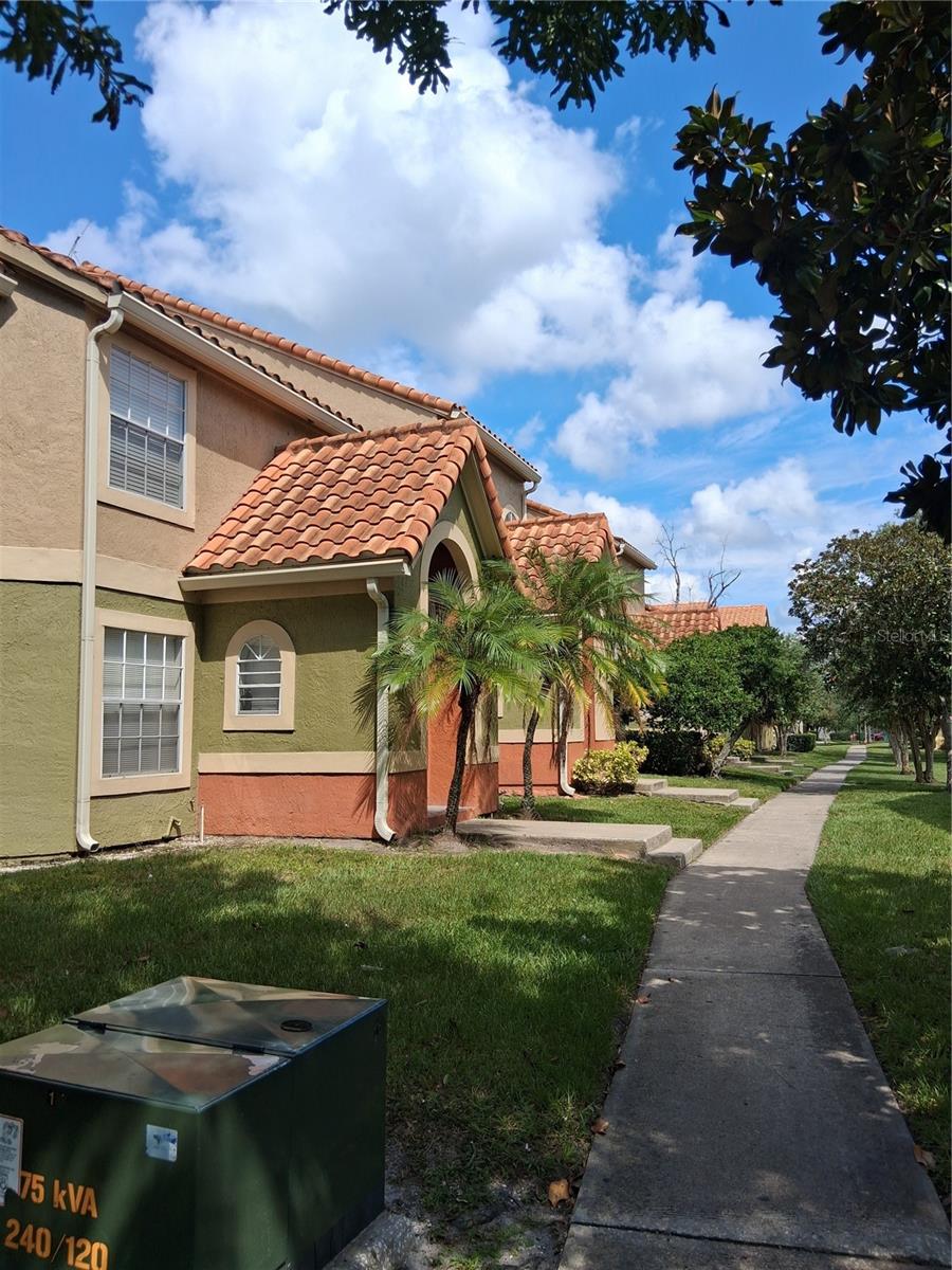 Image 2 of 22 For 401 Fountainhead Circle 249