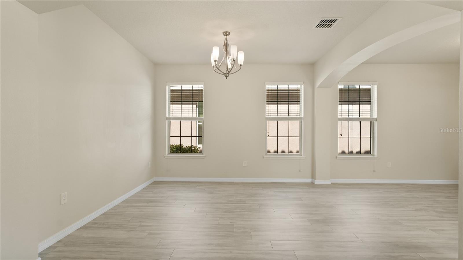 Image 11 of 83 For 8626 Crescendo Avenue