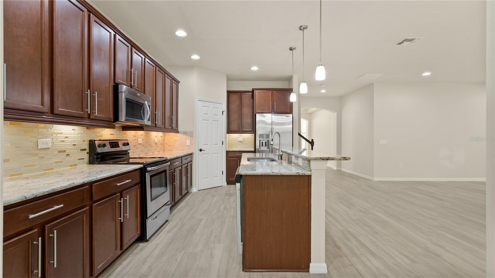 Image 18 of 83 For 8626 Crescendo Avenue