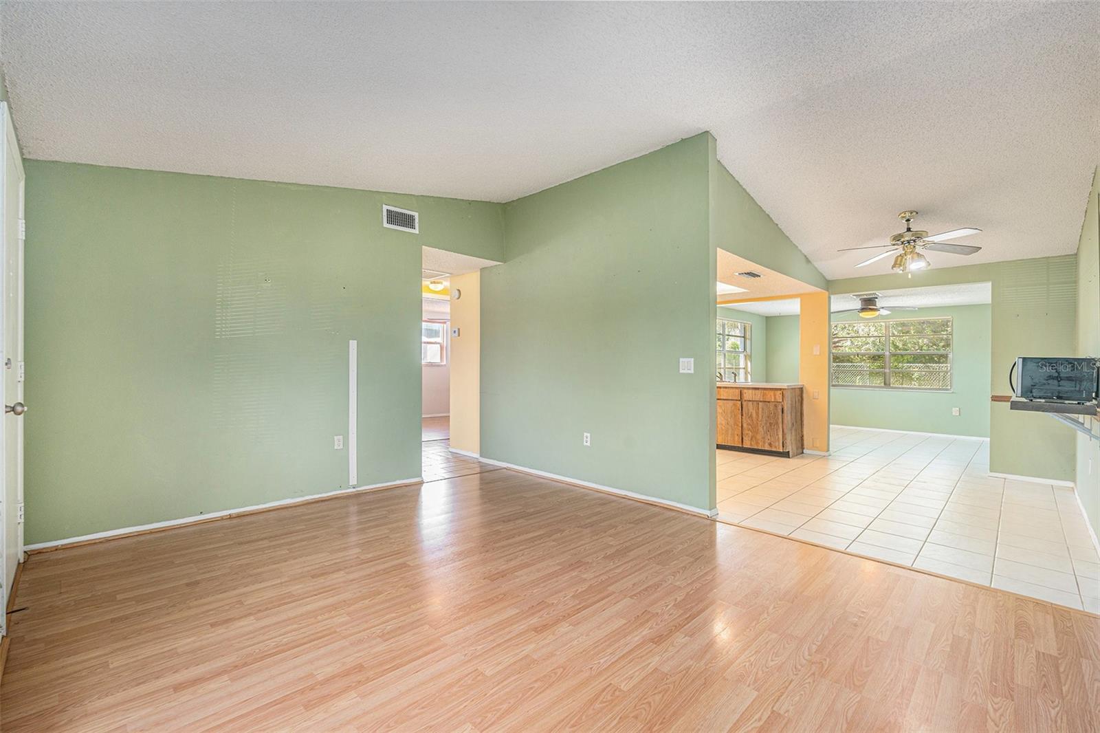 Image 6 of 28 For 6653 Albemarle Parkway