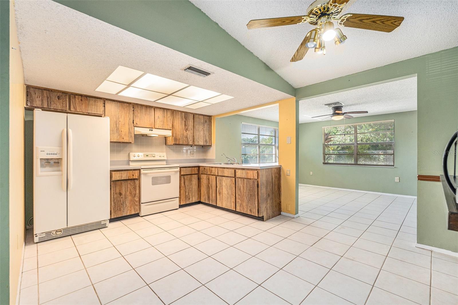 Image 8 of 28 For 6653 Albemarle Parkway