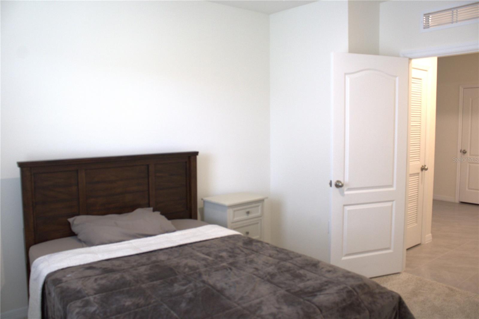 Image 5 of 12 For 2237 Hidden Palm Drive