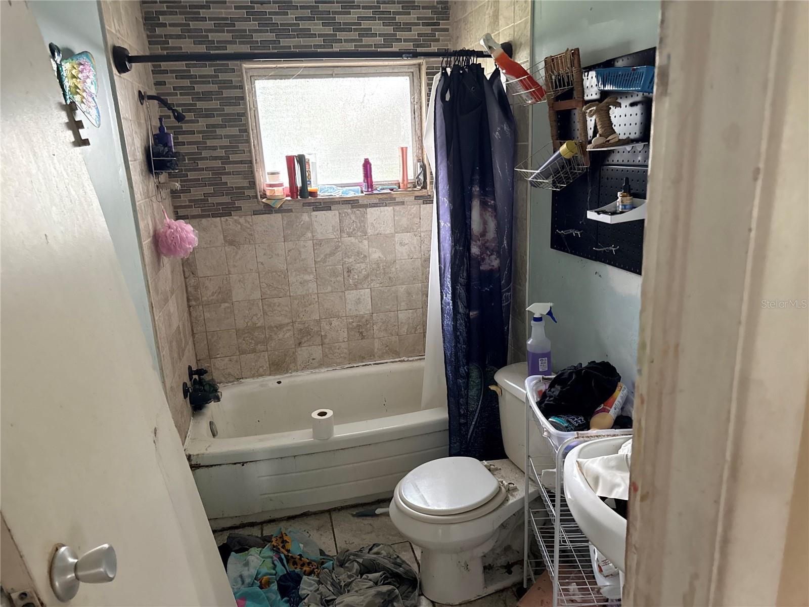 Image 8 of 10 For 28 Washington Street