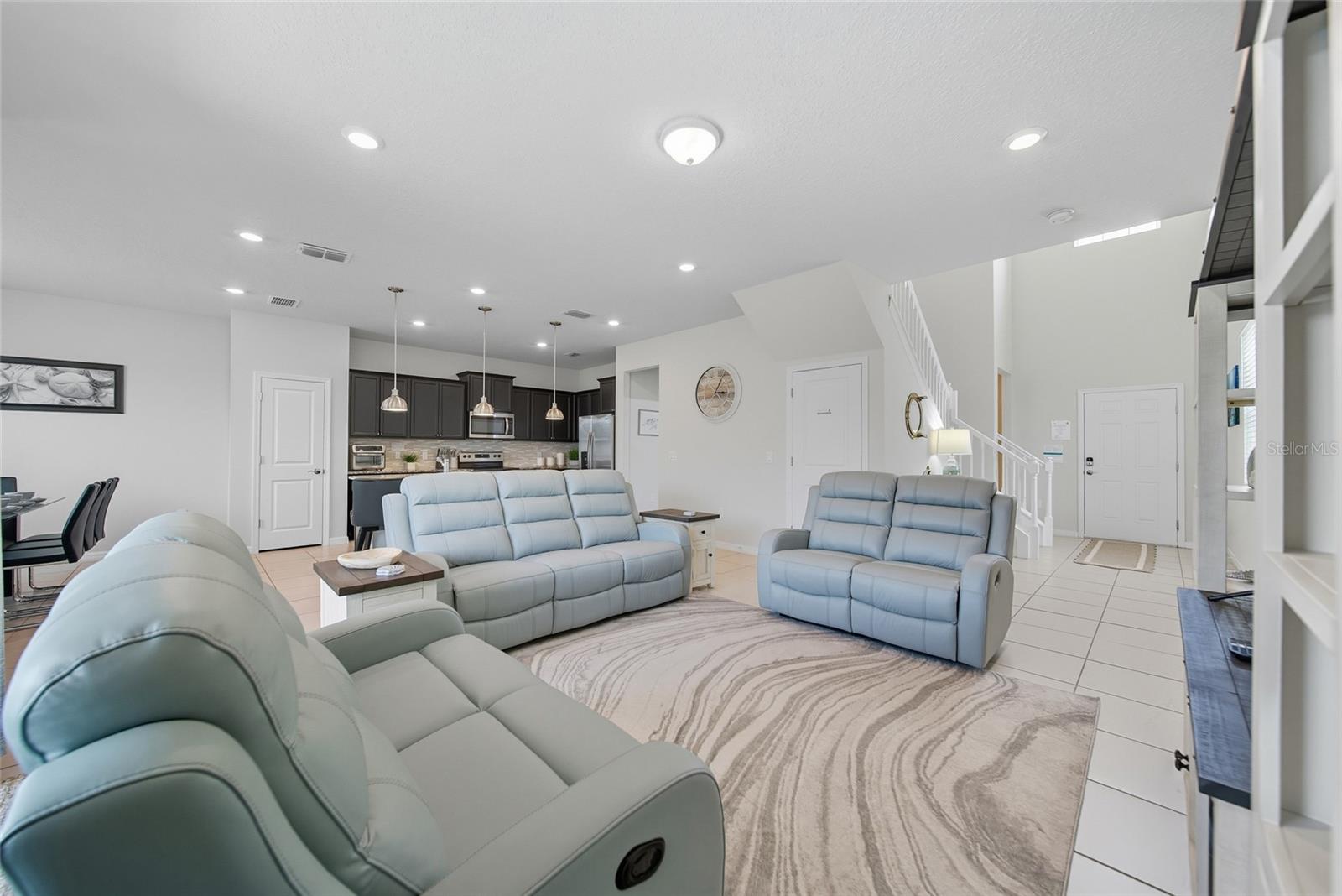 Image 3 of 44 For 3397 Lilac Way