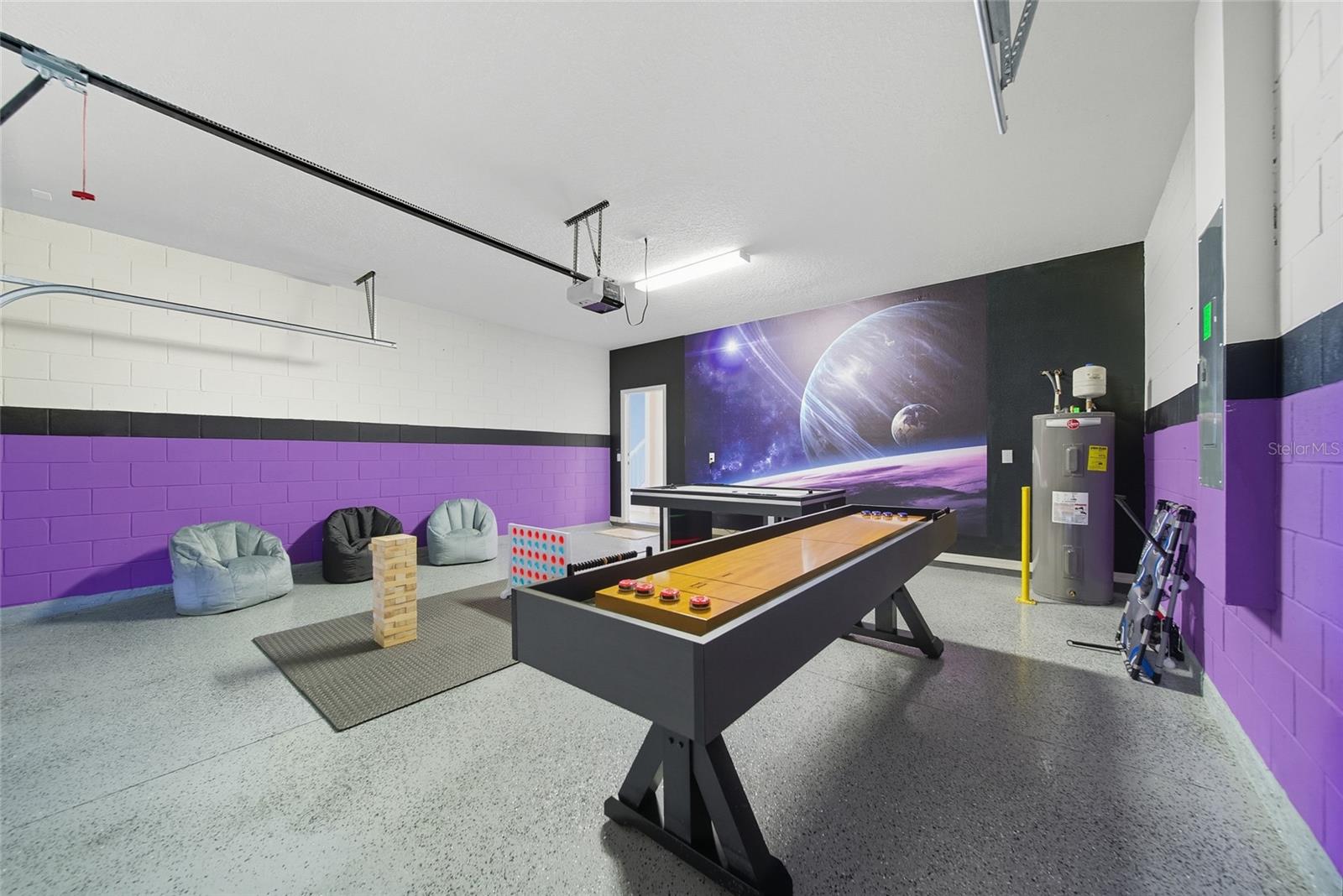 Image 32 of 44 For 3397 Lilac Way