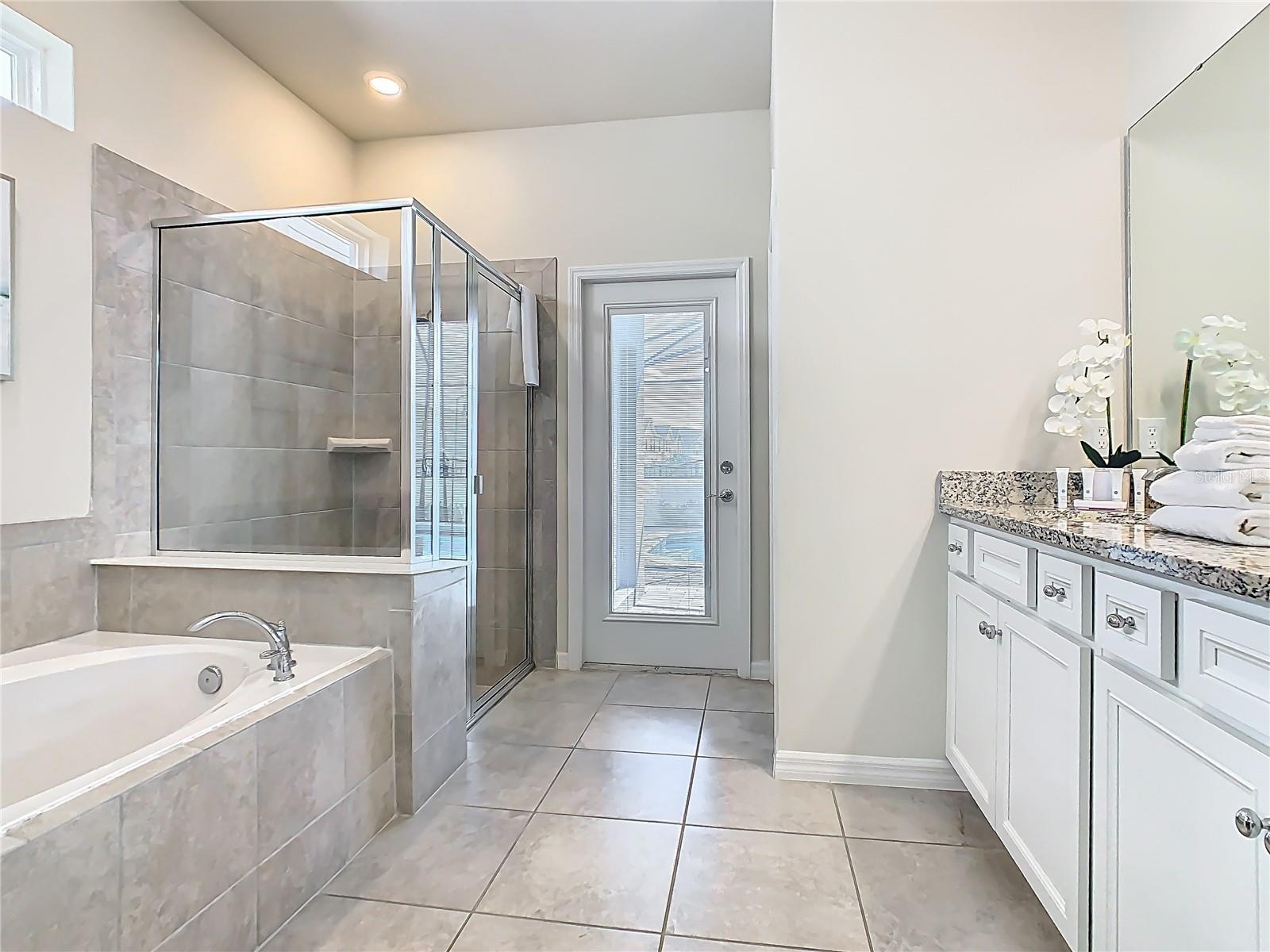 Image 48 of 69 For 3213 Lilac Way