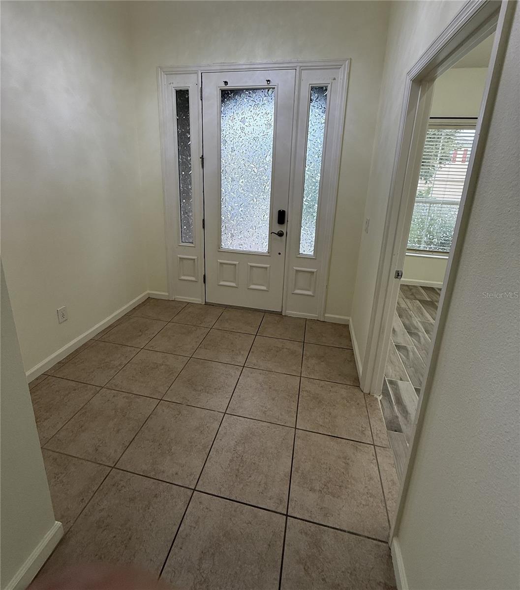 Image 4 of 41 For 16321 Saint Augustine Street