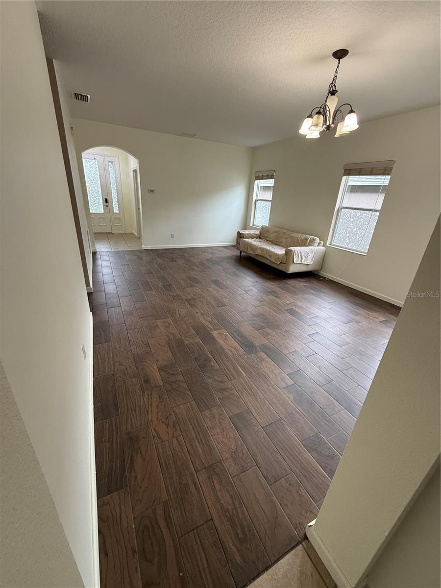 Image 7 of 41 For 16321 Saint Augustine Street